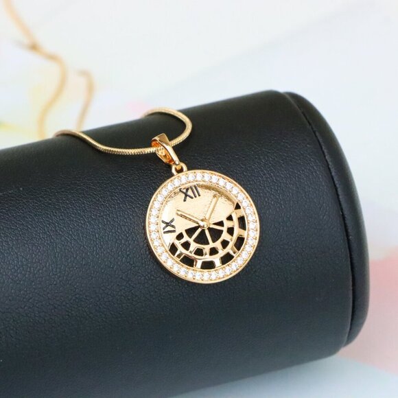 "Rose Gold Clock Face Pendant with Roman Numerals and Iced Border, XPPT1406 - Picture 3 of 12